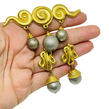 Load image into Gallery viewer, Vintage gold silver tone dangle beads designer brooch earrings set
