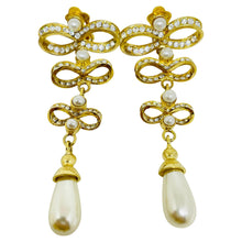 Load image into Gallery viewer, Vintage gold to e rhinestone pearl 80’s bow drop clip on earrings
