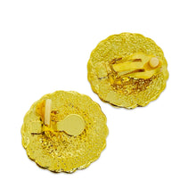 Load image into Gallery viewer, Vintage gold tone Etruscan coin designer clip on earrings
