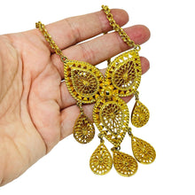 Load image into Gallery viewer, Vintage gold tone chain dangle pendant designer necklace
