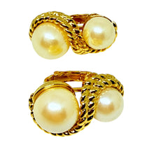 Load image into Gallery viewer, Vintage gold tone faux pearl designer clip on earrings
