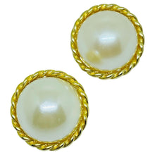 Load image into Gallery viewer, Vintage gold tone faux pearls designer clip on earrings
