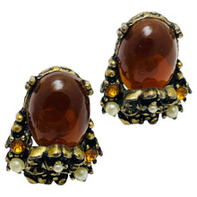 Load image into Gallery viewer, Vintage gold tone faux stones screw back earrings
