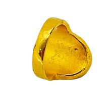 Load image into Gallery viewer, Vintage gold tone glass cabochon designer ring
