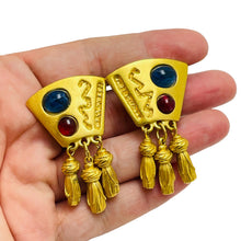 Load image into Gallery viewer, Vintage gold tone glass dangle tassels designer clip on earrings
