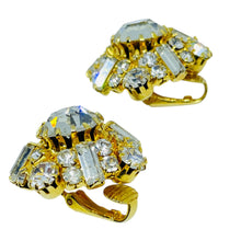 Load image into Gallery viewer, Vintage gold tone glass stones designer clip on earrings
