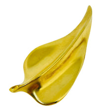 Load image into Gallery viewer, Vintage gold tone leaf designer brooch
