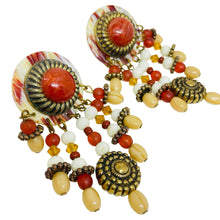 Load image into Gallery viewer, Vintage gold tone lucite beaded 80’s clip on earrings
