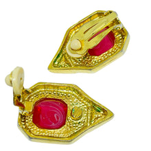 Load image into Gallery viewer, Vintage gold tone marbled glass rhinestone massive designer clip on earrings
