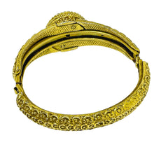 Load image into Gallery viewer, Vintage gold tone massive amber glass stone designer bracelet
