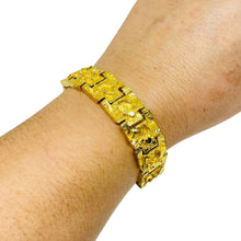 Load image into Gallery viewer, Vintage gold tone massive link designer bracelet
