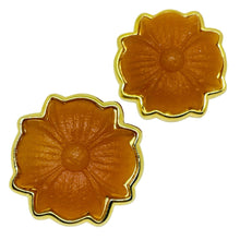 Load image into Gallery viewer, Vintage gold tone molded flower glass designer clip on earrings
