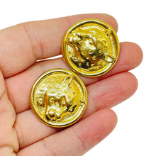 Load image into Gallery viewer, Vintage gold tone panther designer clip on earrings
