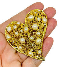 Load image into Gallery viewer, Vintage gold tone pearl massive heart designer brooch
