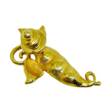 Load image into Gallery viewer, Vintage gold tone pearls pea in a pod designer pin brooch
