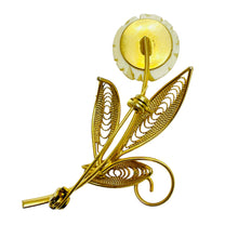 Load image into Gallery viewer, Vintage gold tone resin flower designer brooch
