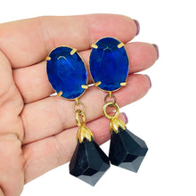 Load image into Gallery viewer, Vintage gold tone sapphire blue black resin pierced dangle earrings
