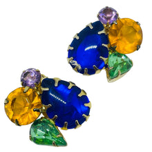Load image into Gallery viewer, Vintage gold tone sapphire emerald glass designer clip on earrings
