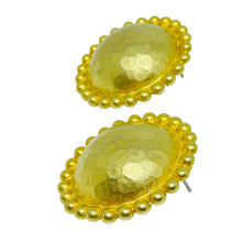 Load image into Gallery viewer, Vintage gold tone textured hammered post back earrings
