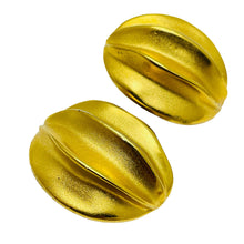 Load image into Gallery viewer, Vintage matte gold geometric designer runway clip on earrings
