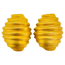 Load image into Gallery viewer, Vintage matte gold modernist designer runway clip on earrings
