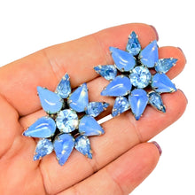 Load image into Gallery viewer, Vintage silver tone blue glass stones designer clip on earrings
