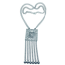 Load image into Gallery viewer, Vintage silver tone dangle chains pendant designer necklace
