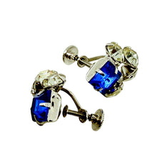 Load image into Gallery viewer, Vintage silver tone glass blue stones screw back earrings
