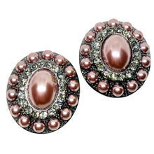 Load image into Gallery viewer, Vintage silver tone glass stones designer clip on earrings
