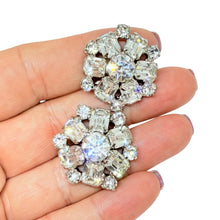 Load image into Gallery viewer, Vintage silver tone glass stones designer screw back earrings
