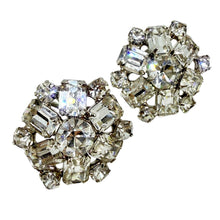 Load image into Gallery viewer, Vintage silver tone glass stones designer screw back earrings
