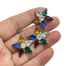 Load image into Gallery viewer, Vintage silver tone jewel rhinestone srar earrings brooch set
