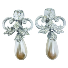 Load image into Gallery viewer, Vintage silver tone pearl rhinestone designer clip on earrings
