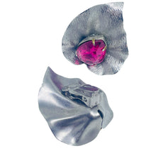 Load image into Gallery viewer, Vintage silver tone pink glass leaf designer clip on earrings
