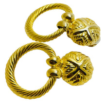 Load image into Gallery viewer, Vintsge gold tone door knocker clip on earrings
