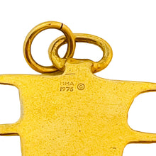 Load image into Gallery viewer, Vtg MMA 1976 gold designer runway pendant necklace
