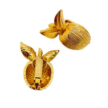 Load image into Gallery viewer, Vtg SARAH COVENTRY gold apple designer runway clip on earrings
