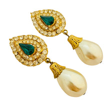 Load image into Gallery viewer, Vtg gold emerald glass drop pearl clip on earrings designer runway
