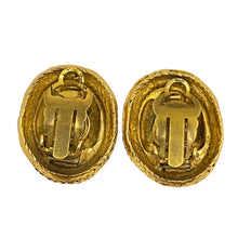 Load image into Gallery viewer, Vintage CHANEL CC logo signed gold designer runway clip on earrings
