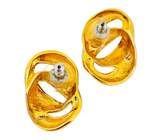 Load image into Gallery viewer, Vintage gold chain link designer runway pierced earrings
