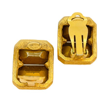 Load image into Gallery viewer, Vintage KENNETH LANE gold glass designer runway clip on earrings
