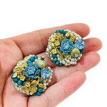 Load image into Gallery viewer, Vintage MIRIAM HASKELL gold flower clip on designer runway earrings
