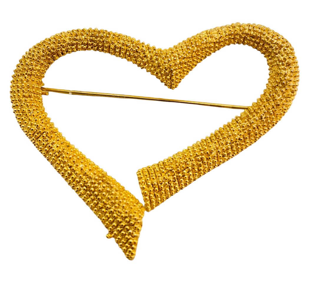 Vintage gold textured heart designer runway brooch